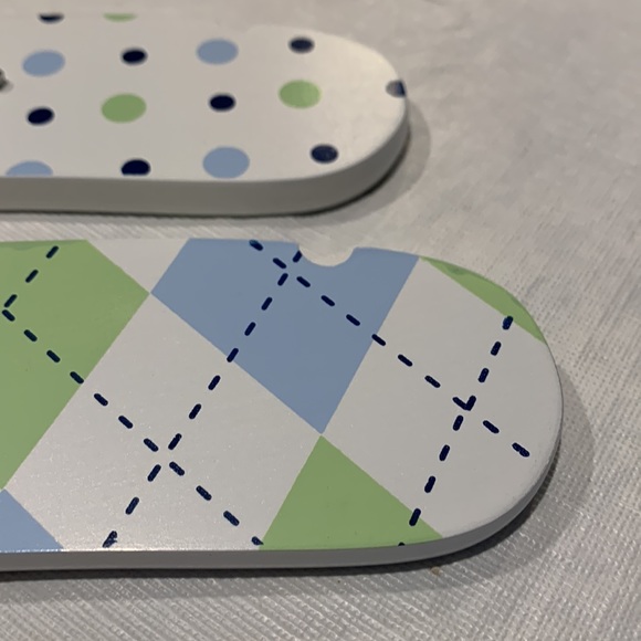 NIB Wooden Hangers Baby and Kids by Wendy Bellissimo - Picture 5 of 10